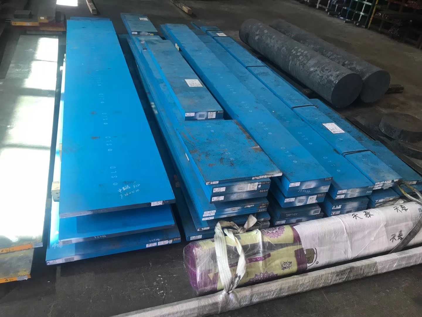 tr25材料，sks81是什么材料