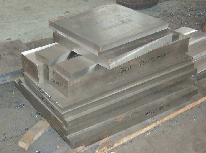 pvc線sr模具鋼用什么牌號好，pvc的模具用什么材料好